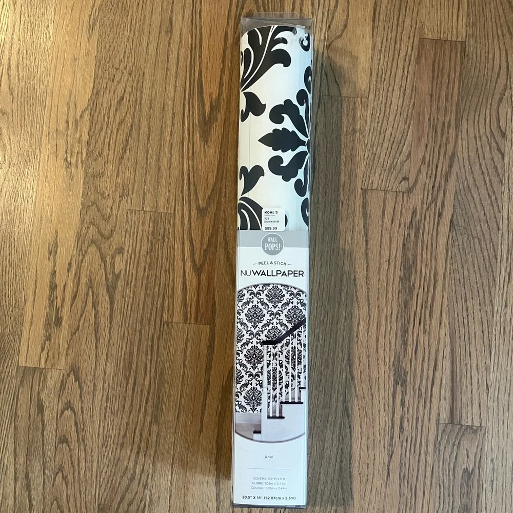 NEW!! NuWallpaper Wall Pops! Black & White Vinyl Peel & Stick Washable Wallpaper